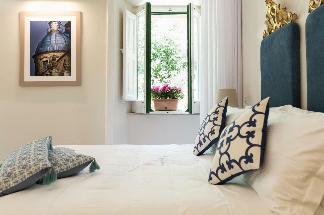 Palazzo Taranto Luxury Rooms Caltagirone Extérieur photo