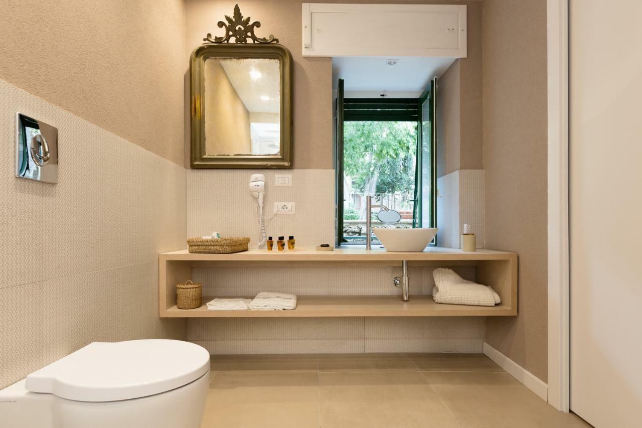Palazzo Taranto Luxury Rooms Caltagirone Extérieur photo