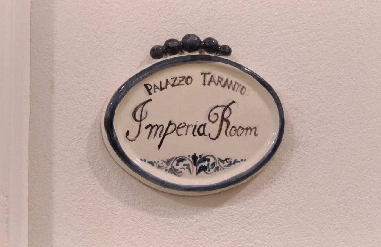 Palazzo Taranto Luxury Rooms Caltagirone Extérieur photo